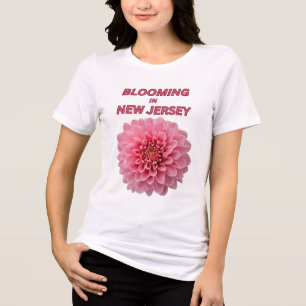 SCHÖN IN ROSA CHRYSANTHEMUM Damen Weiße Blumen Tri-Blend Shirt