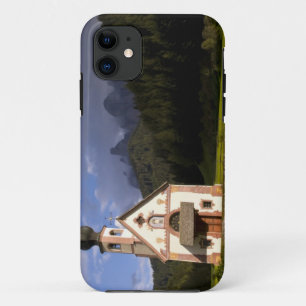 Schöne abgeschiedene einsame Kirche namens Rainui Case-Mate iPhone Hülle