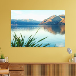 Schöne Aussicht auf den schönen Wanaka-See Leinwanddruck