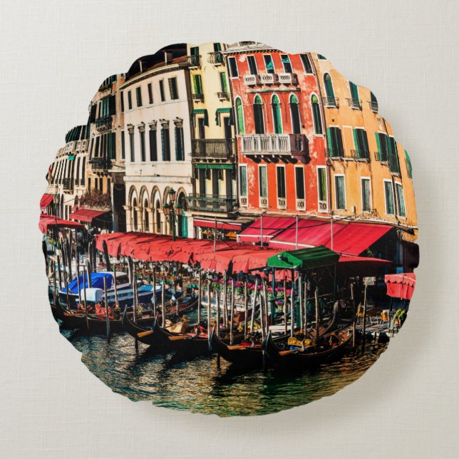 Schöne Aussicht auf die Wasserstraße und die alten Rundes Kissen (Vorderseite)