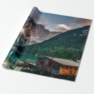 Schöne Berg- und Seenlandschaft in Italien Geschenkpapier