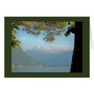 Schöne Bergsicht auf die Schweizer Alpen