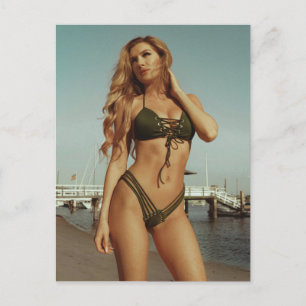 Schöne Bikini-Girl Postkarte