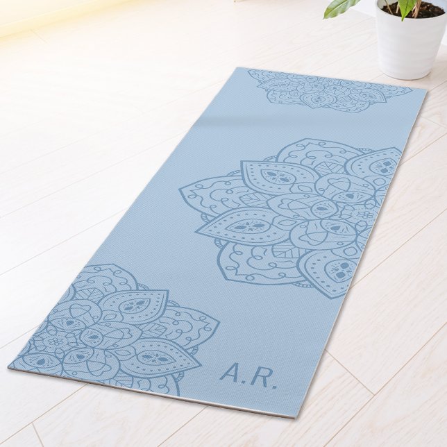 Schöne blaue dekorative moderne Mandala und Initia Yogamatte (Von Creator hochgeladen)