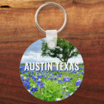 Schöne Bluebonnets Austin Texas Fotografie Schlüsselanhänger<br><div class="desc">Ein schönes Foto von Austin Texas Bluebonnets in einem Naturgebiet macht einen hübschen Schlüsselanhänger Geschenk für einen Texaner,  der Wildblumen Lieben. Es ist die Staat-Blume und bringt großen Stolz.</div>