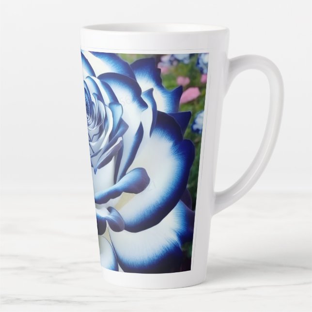 Schöne Blume Latte Tasse (Rechts)