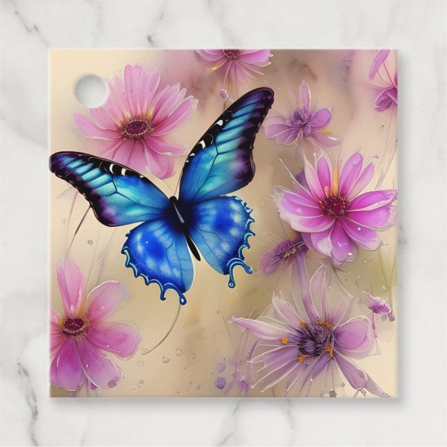 Schöne Blume und Schmetterling Geschenkanhänger (Vorderseite)