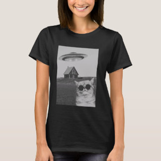 Schöne Coole Katze mit Raumschiff T-Shirt