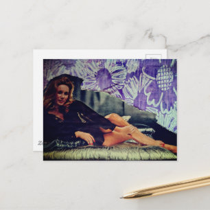 Schöne Dame von 1969 Lila Blumen Collage Postkarte