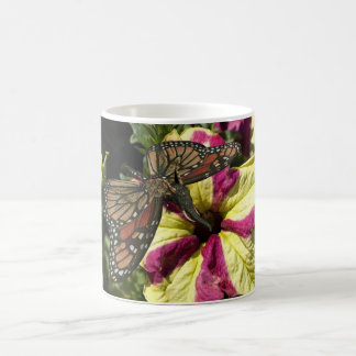 Schöne Elephant Butterfly Tasse