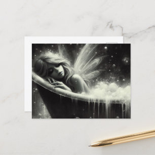Schöne Fairy schläft in der Wanne Postkarte