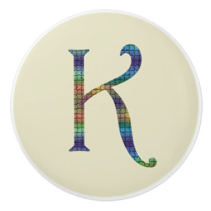 Schöne farbige Tile Letter K Initial Monogram Keramikknauf