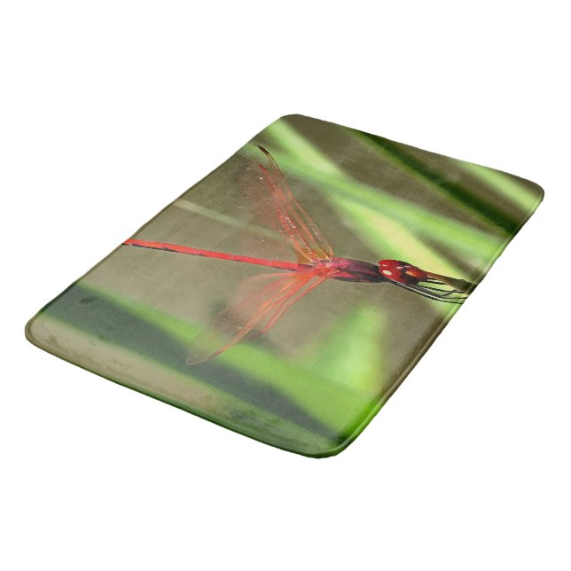 Schöne Firecracker Dragonfly Akryllische Malerei Badematte (Schrägansicht)