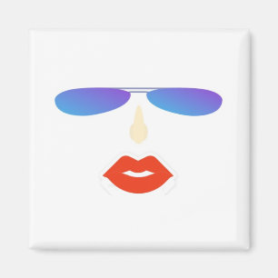 Schöne Frau mit Cooler Sonnenbrille Magnet