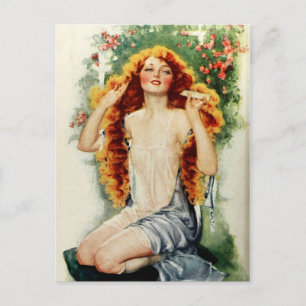 Schöne Frau mit glänzendem goldenem Haar Postkarte