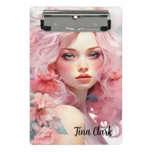 Schöne Frau mit rosa Haar und rosa Kleid Mini Klemmbrett