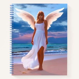 Schöne Frauen mit Angel Wings on Beach Journal Notizbuch