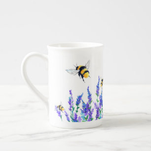 Schöne Frühlingsblumen und Bienen fliegen - Zeic Prozellantasse