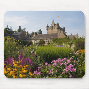 Schöne Gärten und berühmtes Schloss in Mousepad