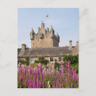Schöne Gärten und berühmtes Schloss in Schottland Postkarte
