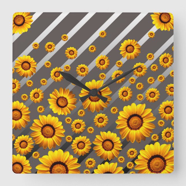 Schöne gelbe Blumen auf grauen, silbernen Streifen Quadratische Wanduhr (Vorderseite)