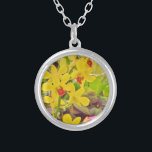 Schöne gelbe Herbstorchideen Versilberte Kette<br><div class="desc">Schöne gelbe Orchideen schöne gelbe Orchideen Blossom Blume. Foto von Sandy Closs Great für alle Jahreszeiten Frühjahr Sommer Winter und Herbst. tropische,  moderne,  Herbst,  Blume,  Blume,  Blumen,  Frühling,  Orchideen,  Garten,  Hochzeit,  Hochzeiten, </div>