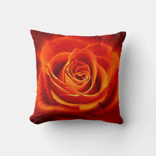 Schöne glühende Rote Orange Rose Kissen
