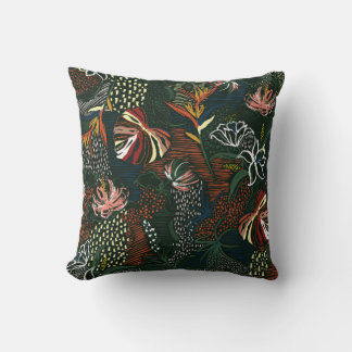 Schöne handgezeichnete Blume, tropische Palme  Kissen