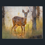 Schöne Hirsche im Waldlandschaftsdesign Puzzle<br><div class="desc">Genießen Sie die Stille der Natur mit diesem anmutigen Hirschdesign, das ein junges Hirsch inmitten der Bäume in einer friedlichen Waldlandschaft stehend. Das weiche Sonnenlicht, das durch das Blätterdach strömt, schafft eine ruhige Atmosphäre und macht dieses Kunstwerk perfekt für Naturliebhaber und Naturliebhaber. Ideal für eine Vielzahl von Produkten, von der...</div>