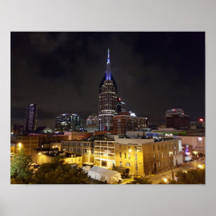 Schöne Innenstadt Nashville Tennessee bei Nacht Poster