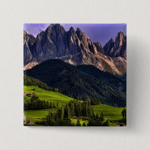 Schöne isolierte einsame Kirche St Maddalena Button
