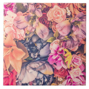 Schöne Keramik mit Blumenmotiven Fliese