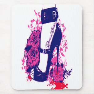 Schöne Königin der Herzen tätowierter Fuß Mousepad