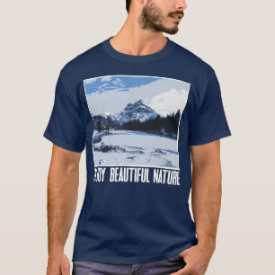 Schöne Landschaft Alp Berg Im Fünfspänner über den T-Shirt