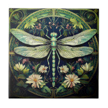 Schöne Libellen-Zuhause