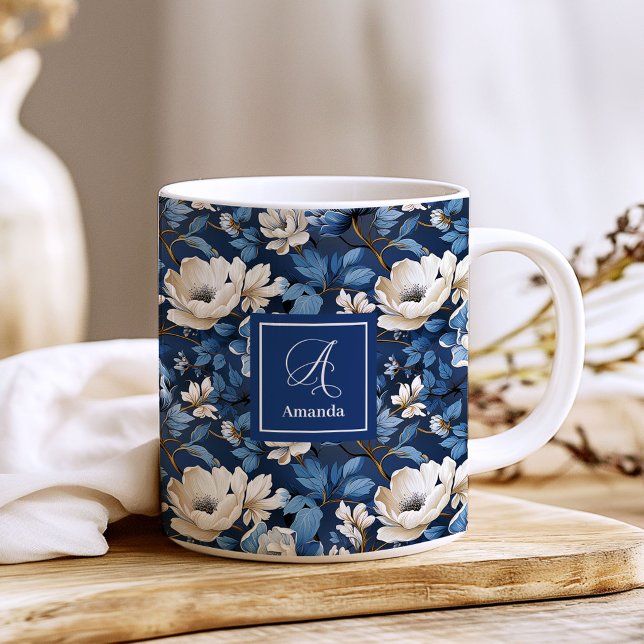 Schöne Marineblumen Personalisierte Blumenkaffee Kaffeetasse (Beautiful Navy Flowers Personalized Floral Coffee Mug)