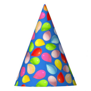 Schöne mehrfarbige Luftballons auf himmelblau Partyhütchen