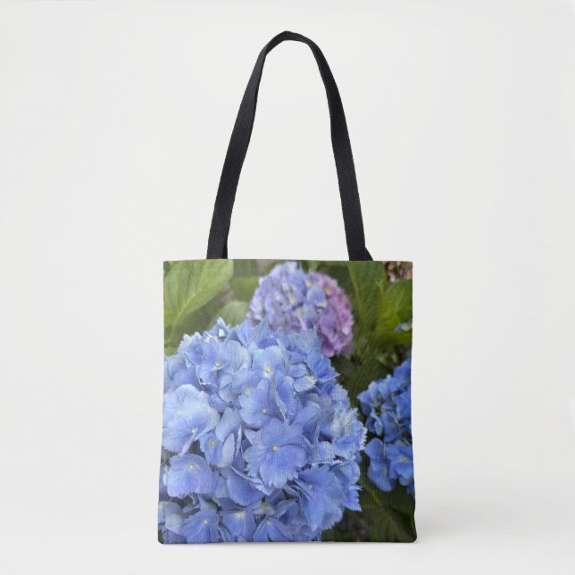 Schöne natürliche Hydrangea-Blume (Vorderseite)