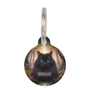 Schöne schwarze Katze mit goldenen Augen Haustiermarke