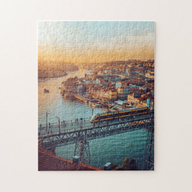 Schöne Sicht auf die Skyline von Porto Portugal Puzzle (Vertikal)