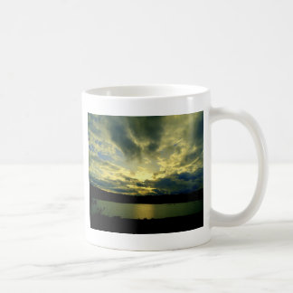Schöne Sonnenuntergang Landschaftliche Landschaft  Kaffeetasse