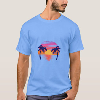 Schöne Sonnenuntergangsszene mit Palmen T-Shirt