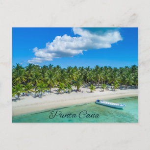 Schöne tropische Sandstrandpalmen in Punta Cana   Postkarte
