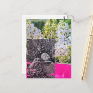 Schöne Vintage-Frau in Blumen-Collage Postkarte