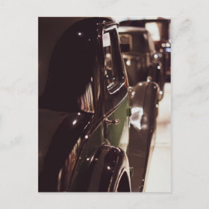 Schöne Vintage-Klassiker-Autos Showroom Postkarte
