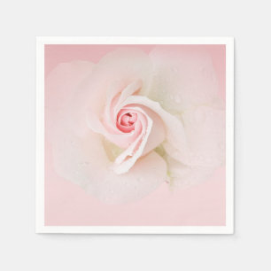 Schöne weiche rosa nasse Rose elegante Brautparty Serviette
