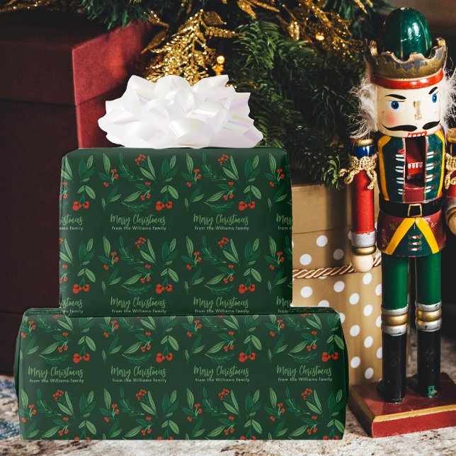 Schöne Weihnachten Holly Berries Green Custom Geschenkpapier (Von Creator hochgeladen)