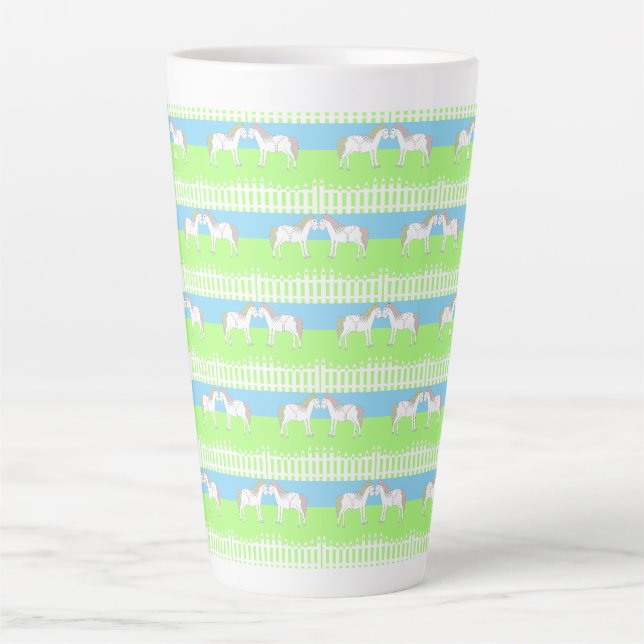 Schöne Weiße Hochzeitspferde Gemustert Milchtasse (Vorderseite)