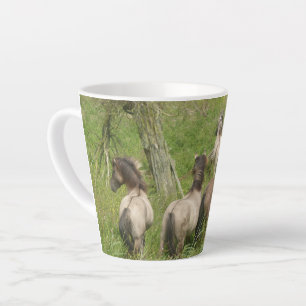 Schöne Wildpferde Latte Tasse