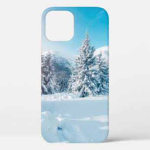 Schöne Winterlandschaft, atemberaubende Berge Case-Mate iPhone Hülle